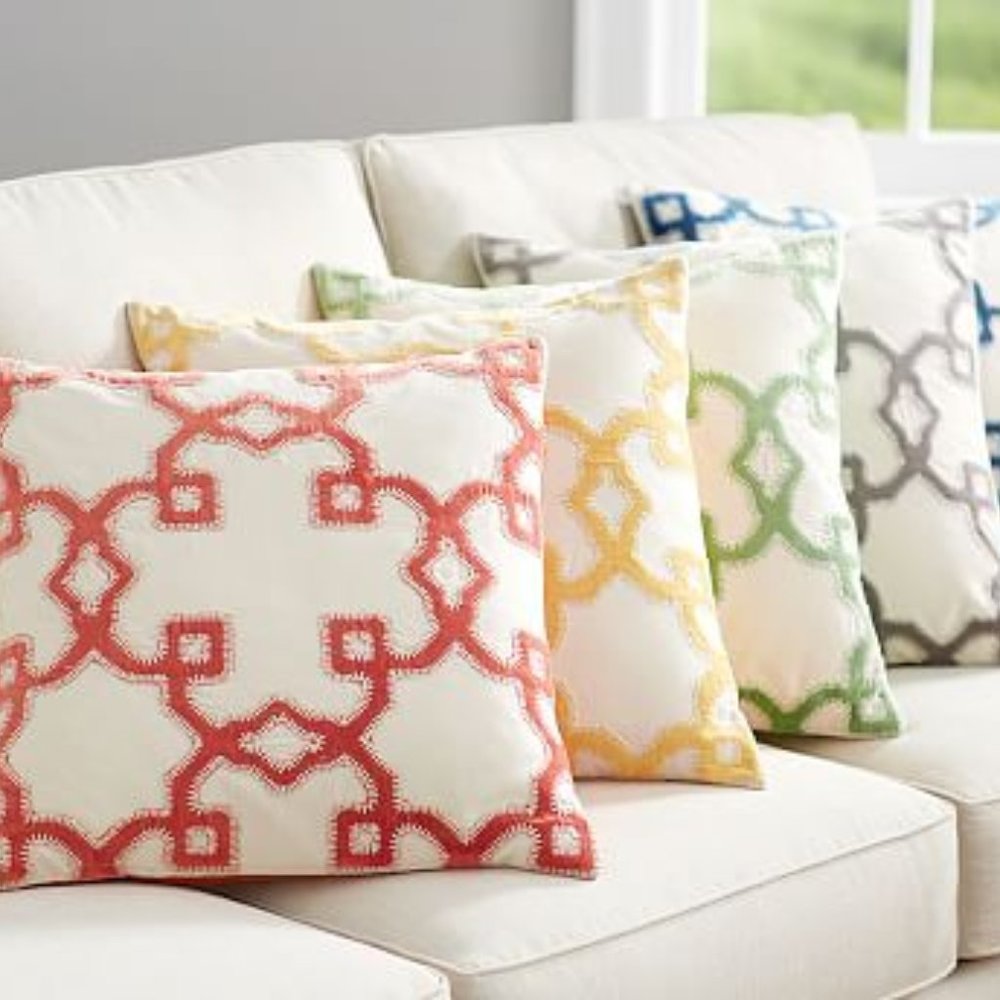 Pottery Barn Trellis Velvet Appliqué Pillow 20x20